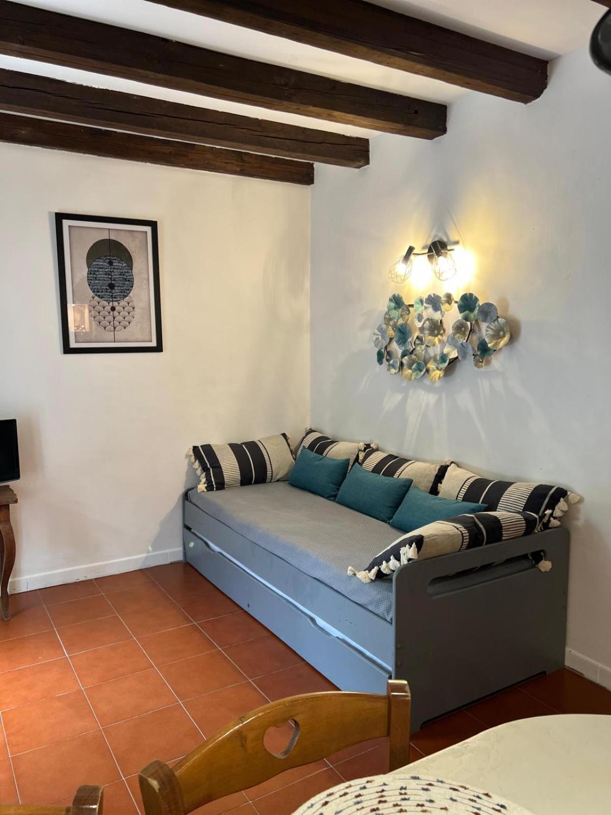 Ferienwohnung Mas Campagne Etoilee Caderousse Exterior foto